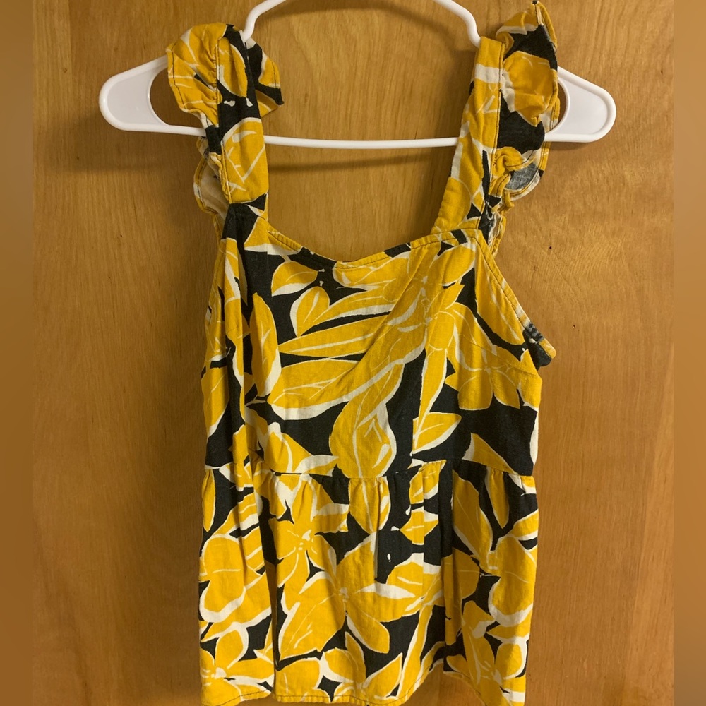 flutter sleeve tank top